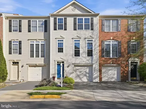 13513 Lavender Mist Ln, Centreville, VA 20120