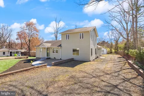 Exterior - 8737 Redman St, Springfield, VA 22153 photo 1 of 10