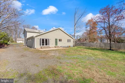 Exterior - 8737 Redman St, Springfield, VA 22153 photo 2 of 10