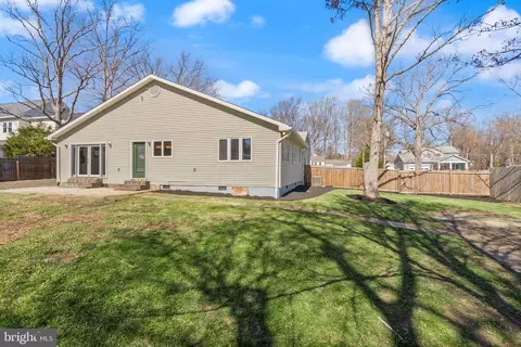 Exterior - 8737 Redman St, Springfield, VA 22153 photo 6 of 10