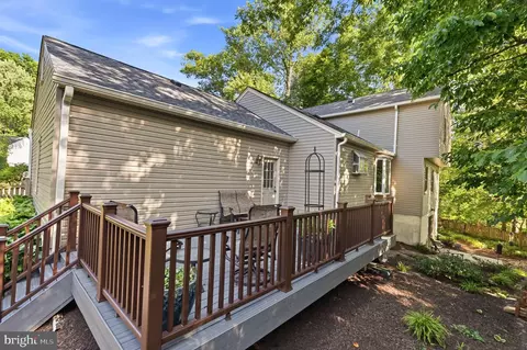 Exterior - 6404 Phillip Ct, Springfield, VA 22152 photo 9 of 10