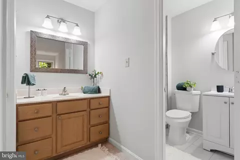 Entry Way - 6404 Phillip Ct, Springfield, VA 22152 photo 7 of 9