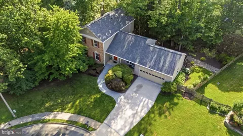 View/Area - 6404 Phillip Ct, Springfield, VA 22152 photo 2 of 2