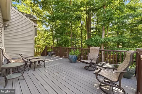 Exterior - 6404 Phillip Ct, Springfield, VA 22152 photo 8 of 10
