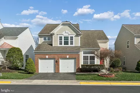 2460 Leyland Ridge Rd, Herndon, VA 20171