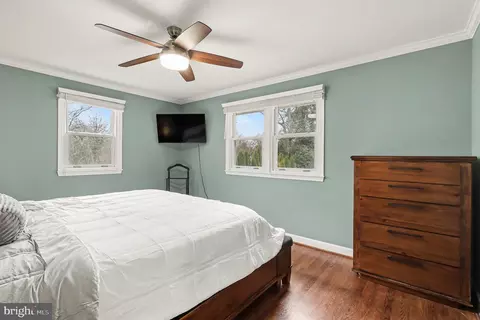 Bedroom - 5633 Inverchapel Rd, Springfield, VA 22151 photo 6 of 6