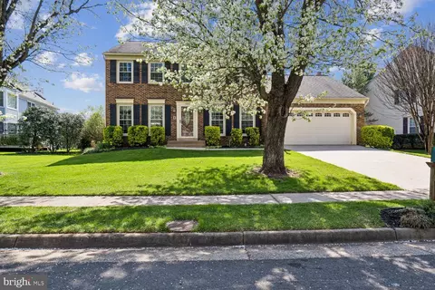13511 Fallen Oak Ct, Chantilly, VA 20151