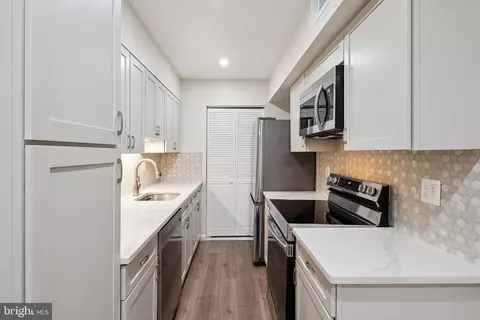 8312 G Kingsgate Rd #532, Springfield, VA 22152