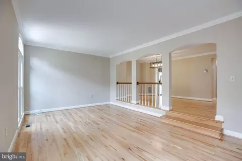 Living - 6502 Westhaven Ln, Springfield, VA 22150 photo 2 of 2