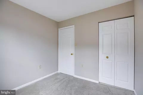 Bedroom - 6502 Westhaven Ln, Springfield, VA 22150 photo 3 of 5