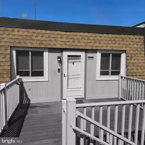 3890 Manzanita Pl #66 E, Alexandria, VA 22309