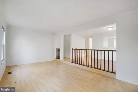 Living - 6515 Field Master Dr, Springfield, VA 22152 photo 4 of 11