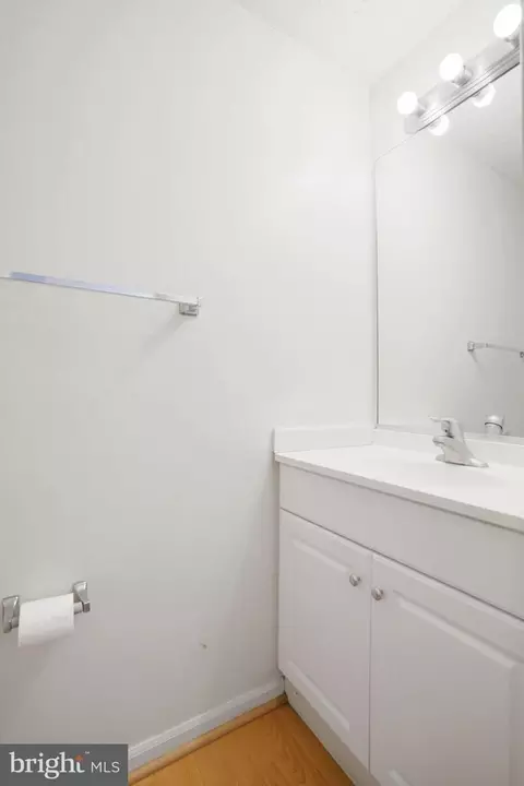 Bath - 6515 Field Master Dr, Springfield, VA 22152 photo 1 of 4