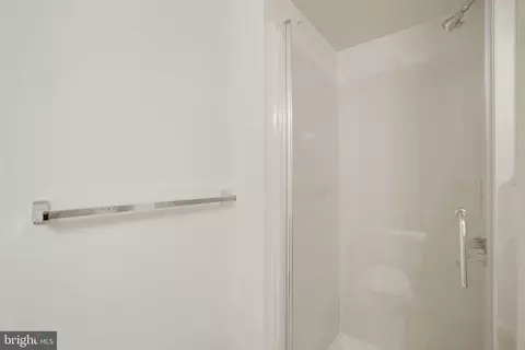 Bath - 6515 Field Master Dr, Springfield, VA 22152 photo 2 of 4