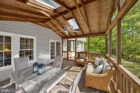 7923 Donegal Ln, Springfield, VA 22153 photo 24