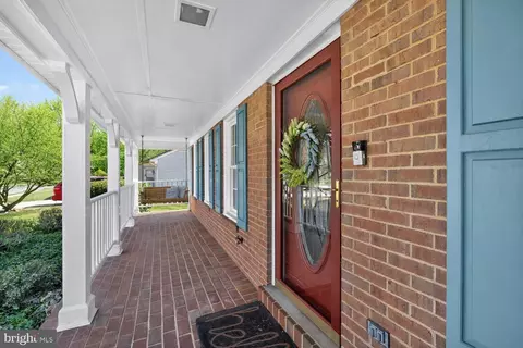 7923 Donegal Ln, Springfield, VA 22153 photo 4