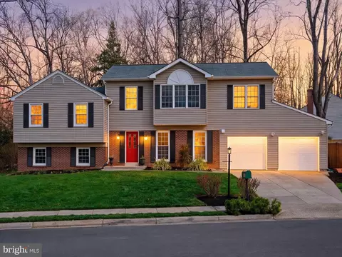9502 Wallingford Dr, Burke, VA 22015