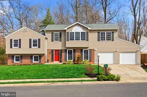 Exterior - 9502 Wallingford Dr, Burke, VA 22015 photo 7 of 7