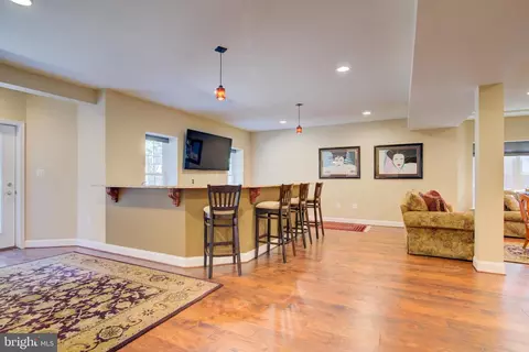 7690 Oak Field Ct, Springfield, VA 22153 photo 41