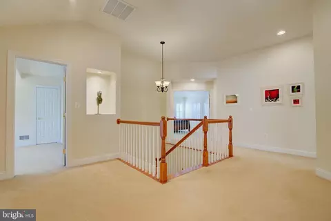 7690 Oak Field Ct, Springfield, VA 22153 photo 23