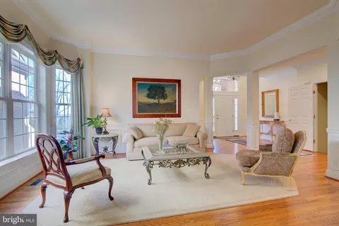 7690 Oak Field Ct, Springfield, VA 22153 photo 14