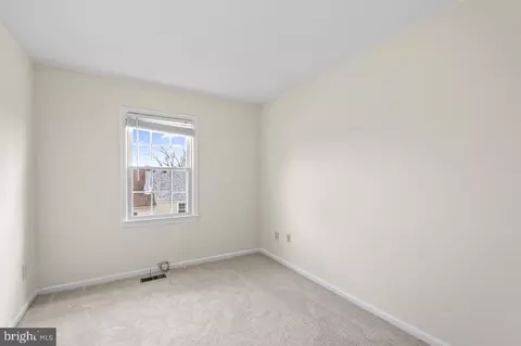 Bedroom - 7937 Edinburgh Dr, Springfield, VA 22153 photo 1 of 6