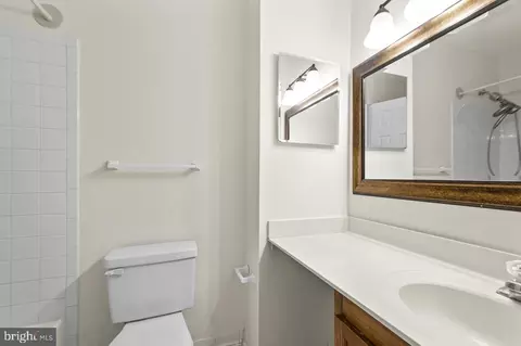 Bath - 7937 Edinburgh Dr, Springfield, VA 22153 photo 2 of 3