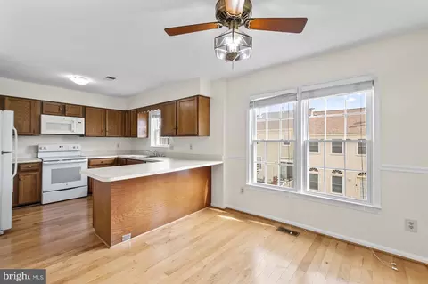 Kitchen - 7937 Edinburgh Dr, Springfield, VA 22153 photo 1 of 4