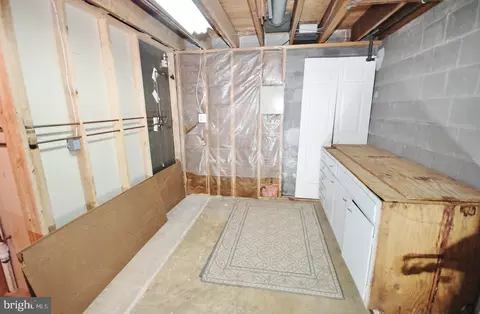 Other - 5504 Inverchapel Rd, Springfield, VA 22151 photo 9 of 13