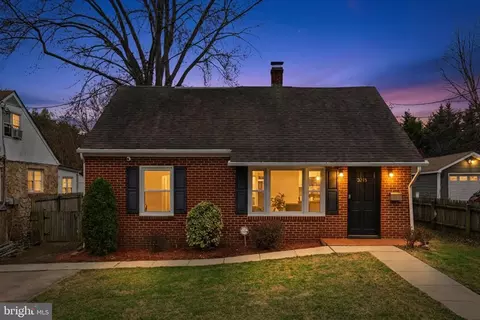 3215 Memorial St, Alexandria, VA 22306