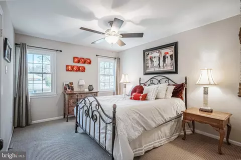 Bedroom - 6610 Weatheford Ct, Mclean, VA 22101 photo 4 of 5