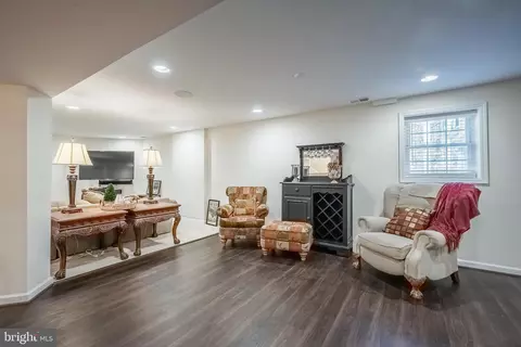 Other - 6610 Weatheford Ct, Mclean, VA 22101 photo 13 of 16