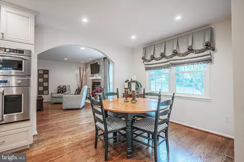 Dining - 6610 Weatheford Ct, Mclean, VA 22101 photo 3 of 3