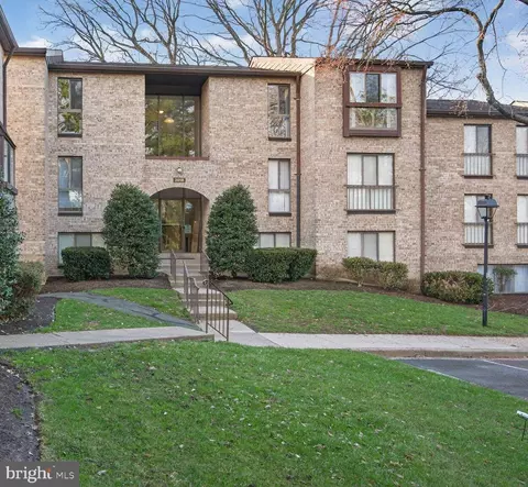 2018 Colts Neck Rd #10/11B, Reston, VA 20191