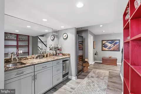 Entry Way - 1235 Tottenham Ct, Reston, VA 20194 photo 7 of 7