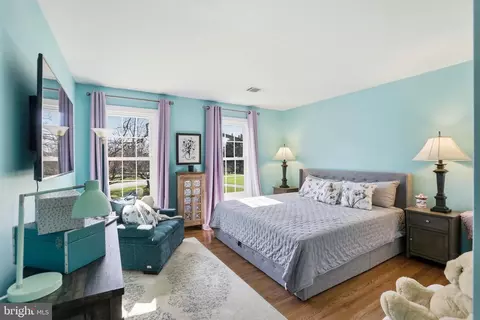 Bedroom - 1235 Tottenham Ct, Reston, VA 20194 photo 3 of 5