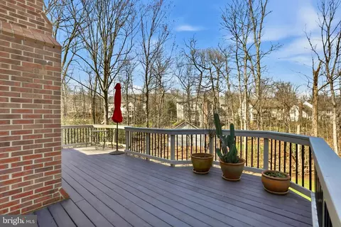 Exterior - 1235 Tottenham Ct, Reston, VA 20194 photo 9 of 12