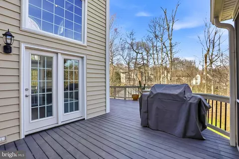 Exterior - 1235 Tottenham Ct, Reston, VA 20194 photo 8 of 12