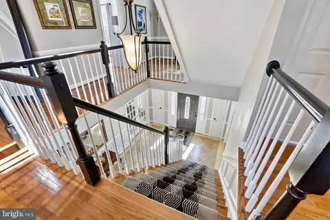 Entry Way - 1235 Tottenham Ct, Reston, VA 20194 photo 3 of 7