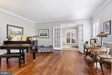 Entry Way - 1235 Tottenham Ct, Reston, VA 20194 photo 4 of 7