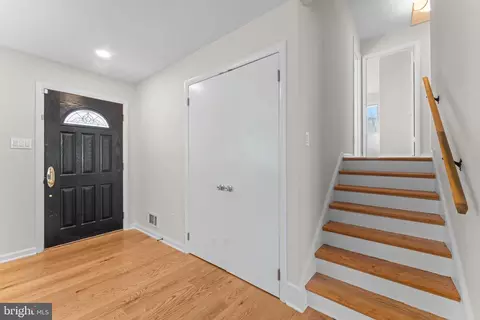 Entry Way - 7448 Long Pine Dr, Springfield, VA 22151 photo 1 of 4
