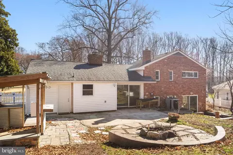 Exterior - 7448 Long Pine Dr, Springfield, VA 22151 photo 2 of 4