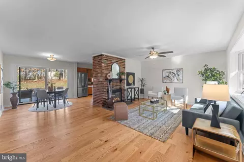 Living - 7448 Long Pine Dr, Springfield, VA 22151 photo 1 of 5