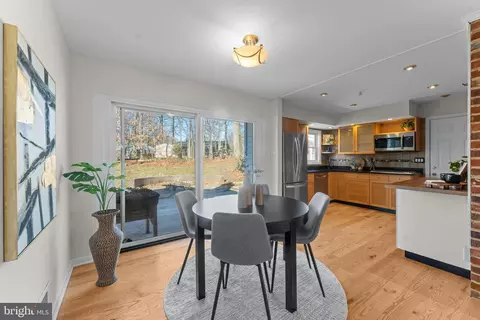 Dining - 7448 Long Pine Dr, Springfield, VA 22151 photo 2 of 2