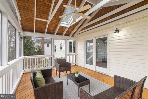 7596 Ruxton Dr, Springfield, VA 22153 photo 16