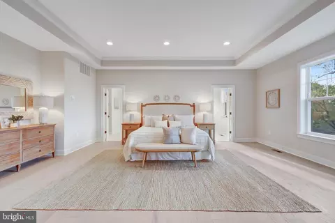 Bedroom - 1429 Spring Vale Ave, Mclean, VA 22101 photo 2 of 12