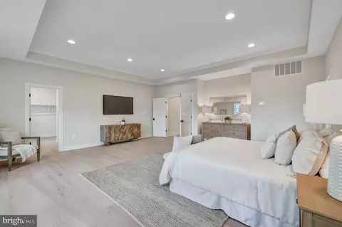Other - 1429 Spring Vale Ave, Mclean, VA 22101 photo 10 of 19