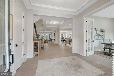 Entry Way - 1429 Spring Vale Ave, Mclean, VA 22101 photo 1 of 21