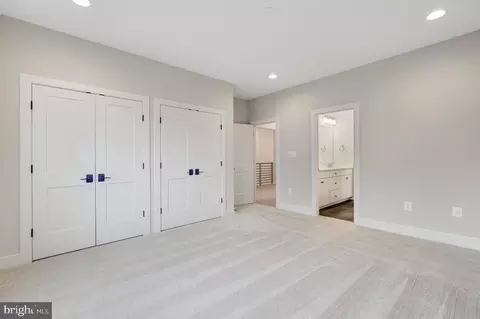 Bedroom - 1429 Spring Vale Ave, Mclean, VA 22101 photo 7 of 12