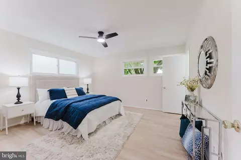 5218 Milland St, Springfield, VA 22151 photo 9